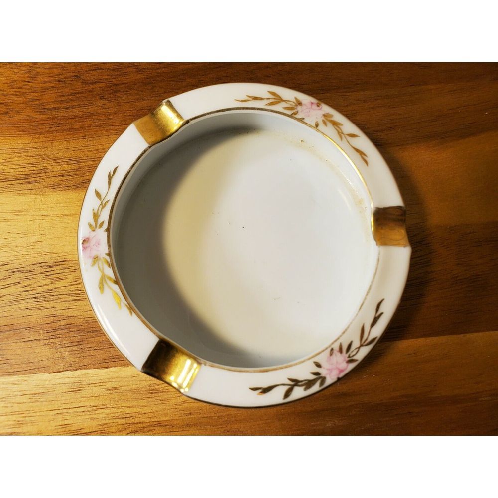 Chic White and Gold Ceramic Ashtray with Floral Design